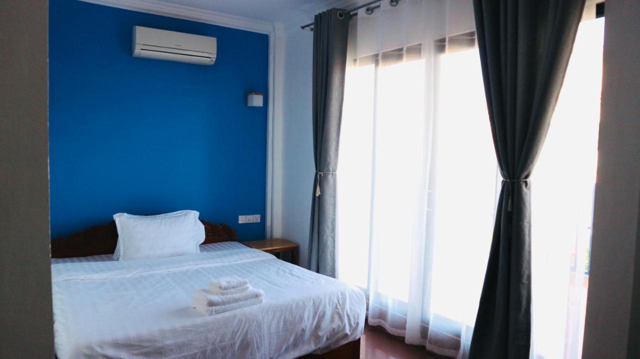 Pineapple Hostel Siem Reap Exterior foto