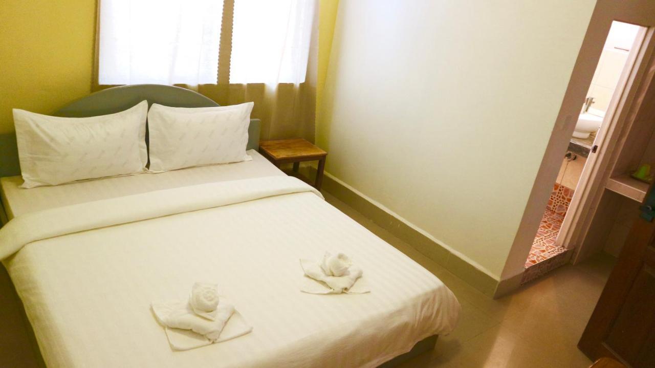 Pineapple Hostel Siem Reap Exterior foto