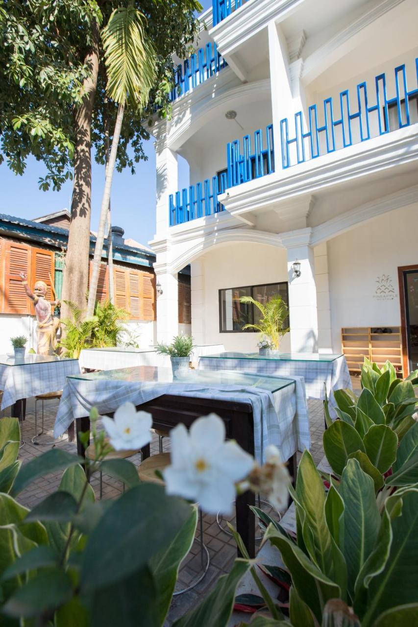 Pineapple Hostel Siem Reap Exterior foto