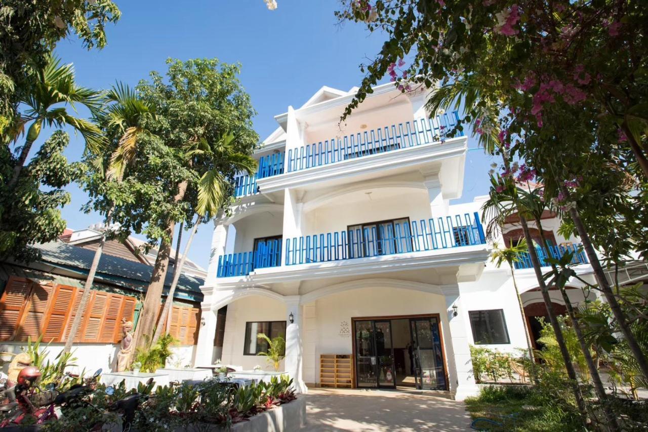 Pineapple Hostel Siem Reap Exterior foto
